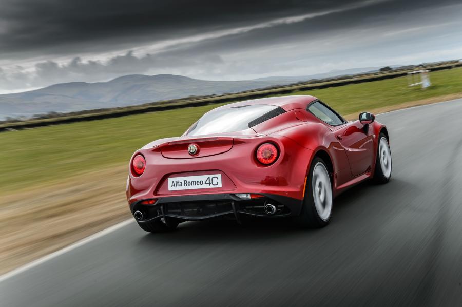  Alfa Romeo 4C (960) 2013 года  (WW) (фото 37 из 77)